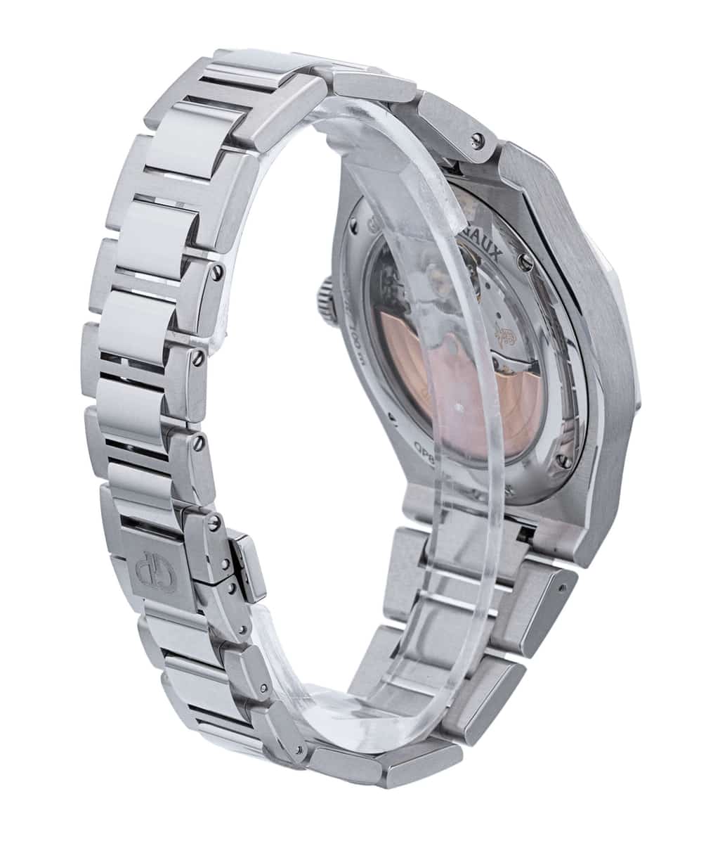 Girard Perregaux Laureato 81005-11-3154-1CM Girard Perregaux Laureato 81005-11-3154-1CM